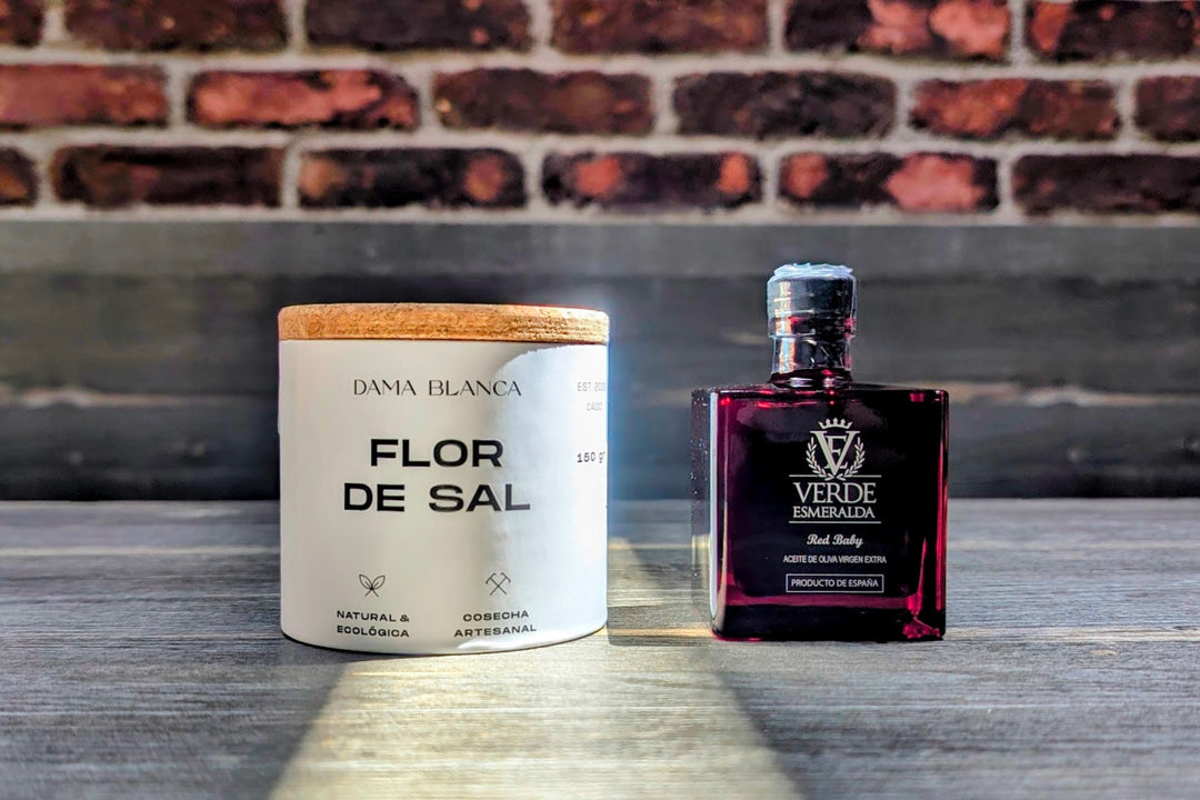 VE x DB Collaboration NAVIDAD2025 Special GIFT PACK RED